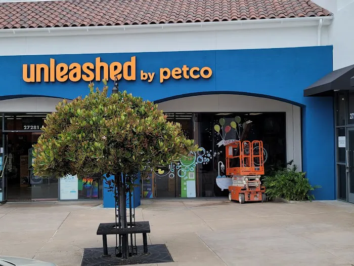 Unleashed by Petco-Closed Picture 5