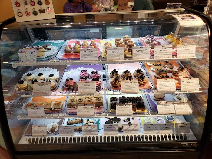 Three Dog Bakery Encino Picture 7