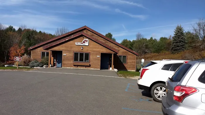 Nassau Veterinary Clinic Picture 1