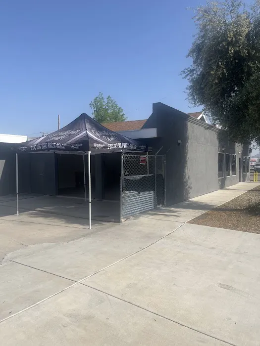 The dog connect pet shop Picture 1