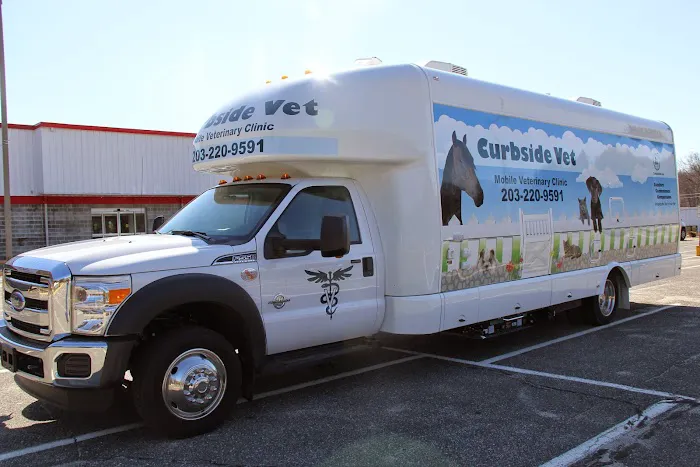 Curbside Veterinary Clinic, LLC Picture 7