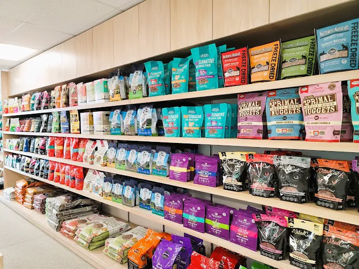 Healthy Furs - Natural Pet Store Picture 7
