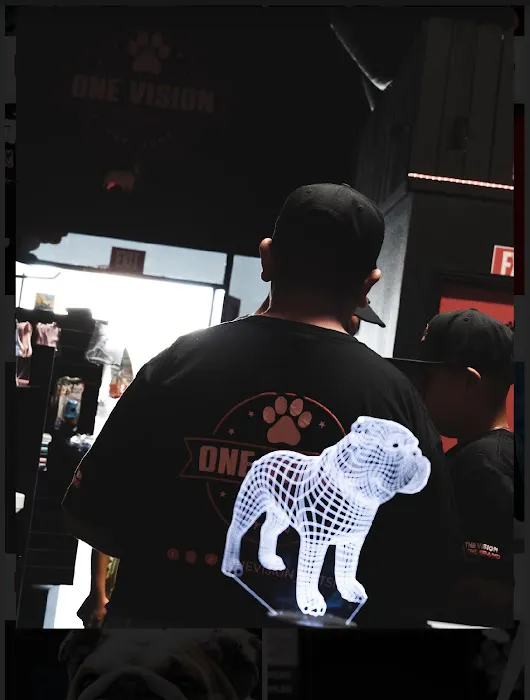 One Vision Pet Shop Picture 3