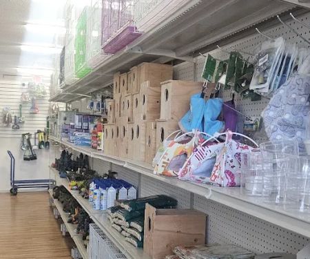 Midway Feed & Pet Store
