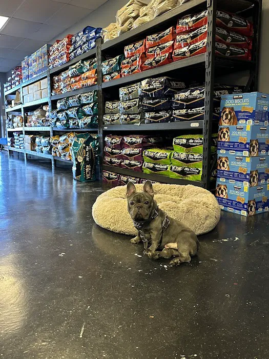Azteca Kennels & Pet Supplies Picture 3