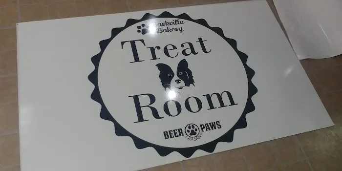 Treat Room Picture 4