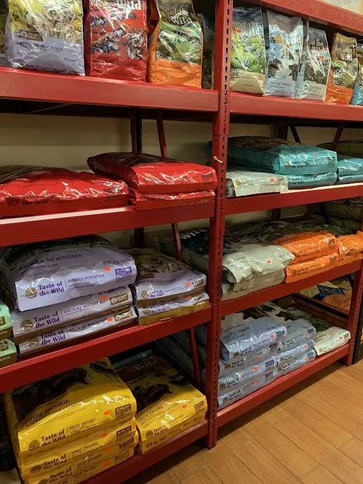 Pet and Feed Store Picture 7