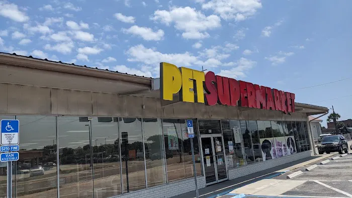 Pet Supermarket Picture 3