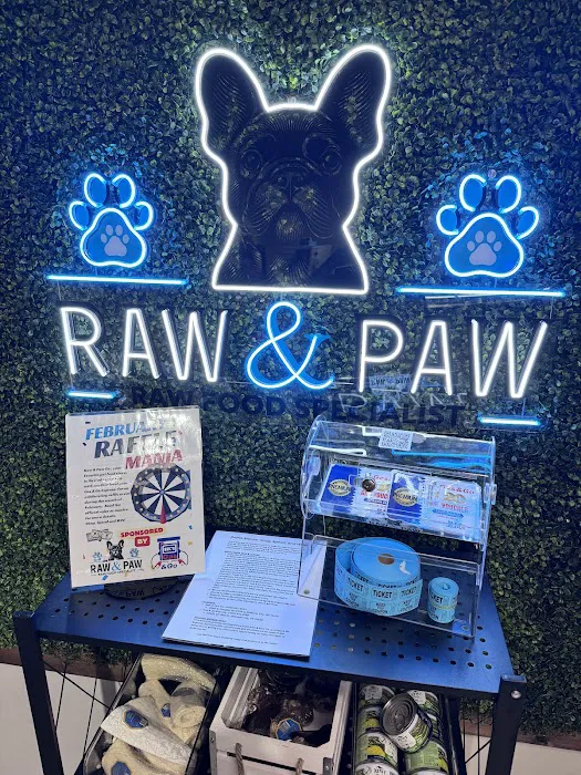 Raw & Paw Co. Picture 4