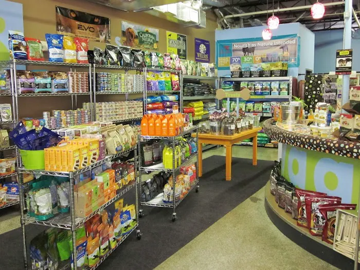 Wag Natural Pet Market & Grooming South Tampa Picture 2