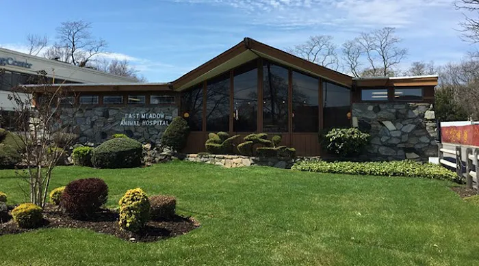 VCA East Meadow Animal Hospital Picture 1