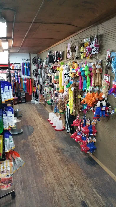 Park Feed Store & Pet Supply Picture 9