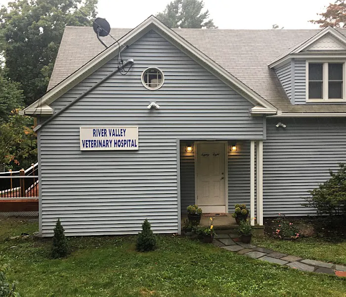 River Valley Veterinary Hospital Picture 1