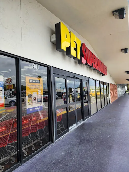 Pet Supermarket Picture 1