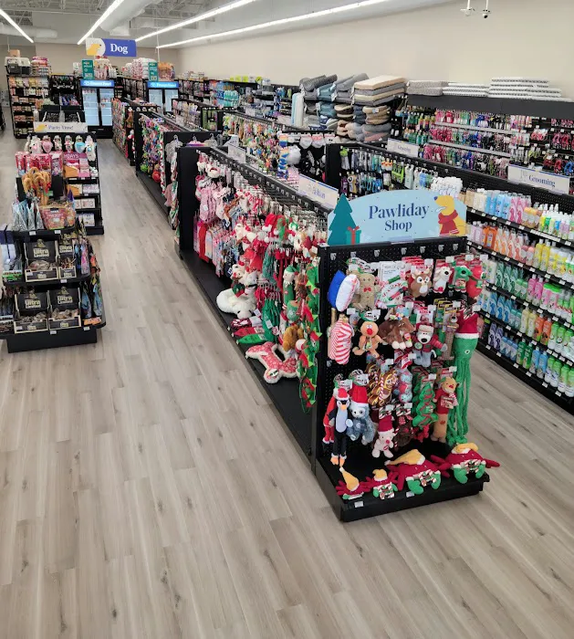Pet Supermarket Picture 3
