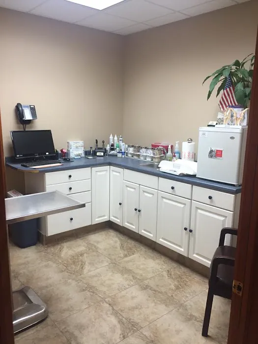 Locust Valley Veterinary Clinic Picture 4