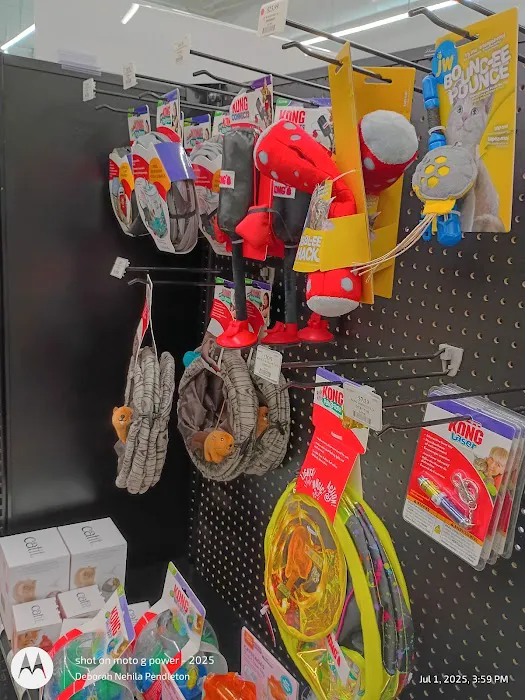Pet Supermarket Picture 1