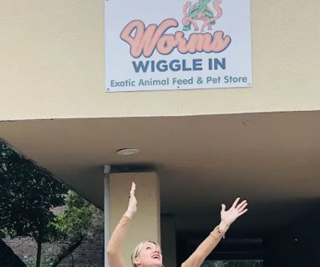 Worms Wiggle In. Pocket Pets. BY APPOINTMENT ONLY