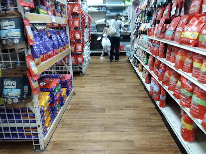 Pet Supermarket Picture 10