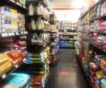 Chuck & Don's Pet Food & Supplies