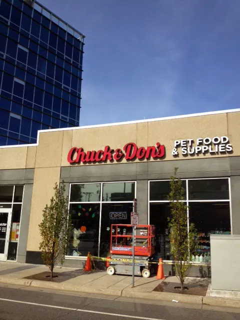 Chuck & Don's Pet Food & Supplies Picture 10