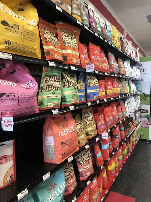 Chuck & Don's Pet Food & Supplies Picture 7