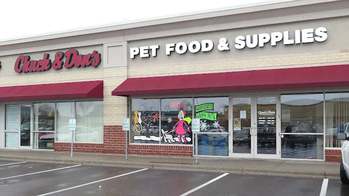 Chuck & Don's Pet Food & Supplies Picture 9