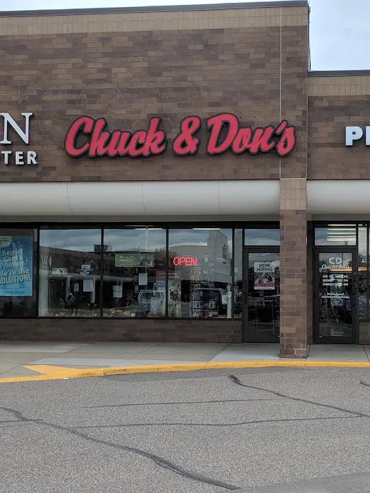Chuck & Don's Pet Food & Supplies Picture 10