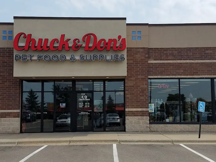 Chuck & Don's Pet Food & Supplies Picture 10