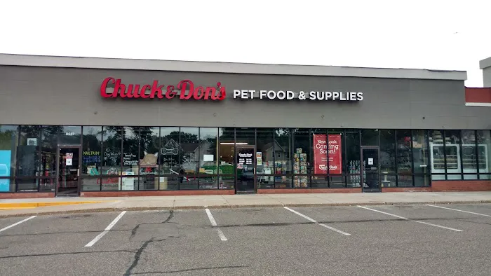 Chuck & Don's Pet Food & Supplies Picture 2