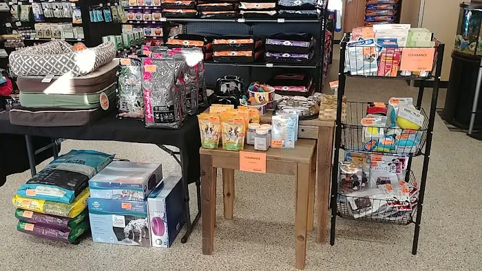 Chuck & Don's Pet Food & Supplies Picture 6