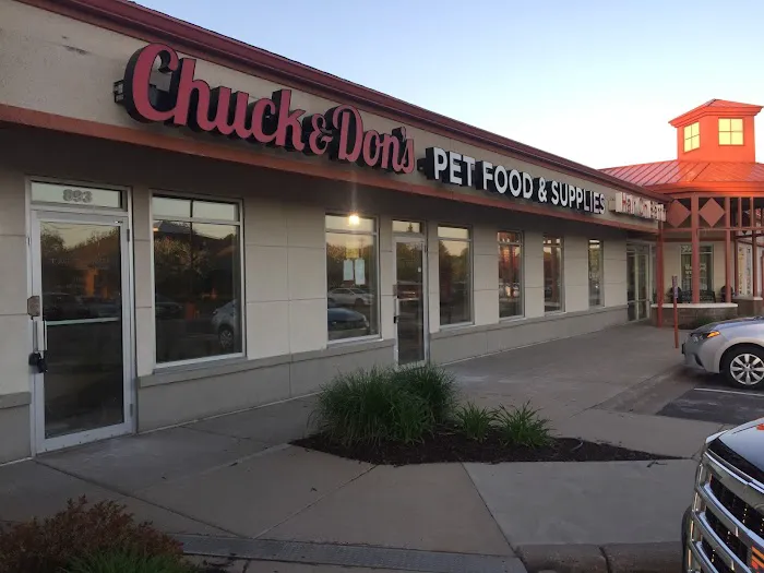 Chuck & Don's Pet Food & Supplies Picture 10