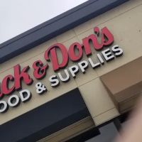Chuck & Don's Pet Food & Supplies ico