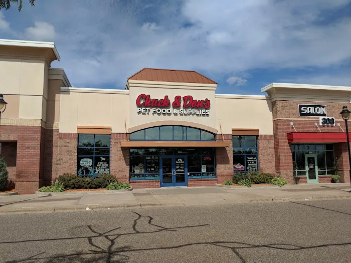 Chuck & Don's Pet Food & Supplies Picture 4