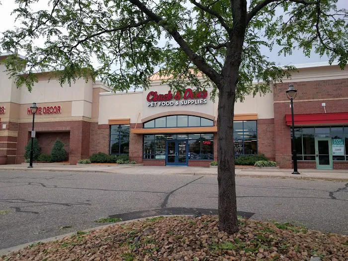 Chuck & Don's Pet Food & Supplies Picture 7