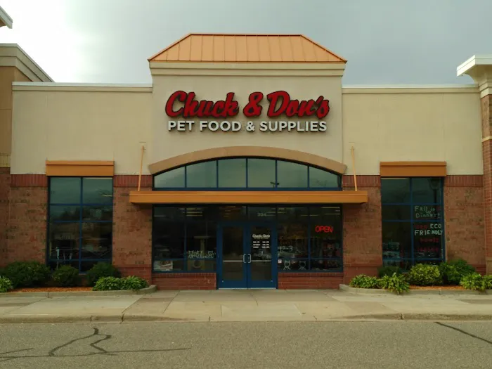 Chuck & Don's Pet Food & Supplies Picture 2