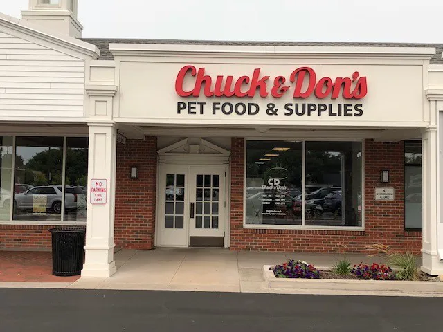 Chuck & Don's Pet Food & Supplies Picture 2