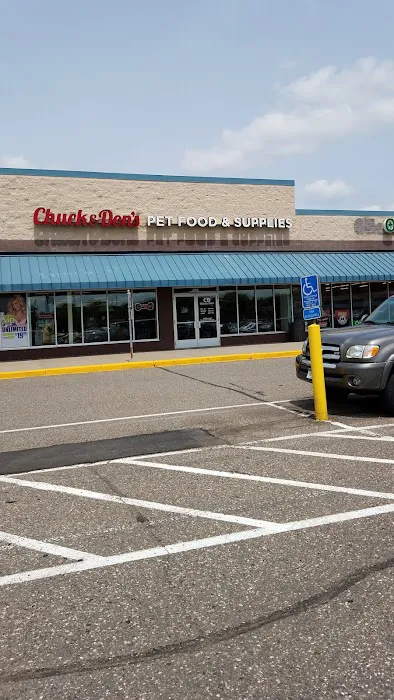 Chuck & Don's Pet Food & Supplies Picture 2