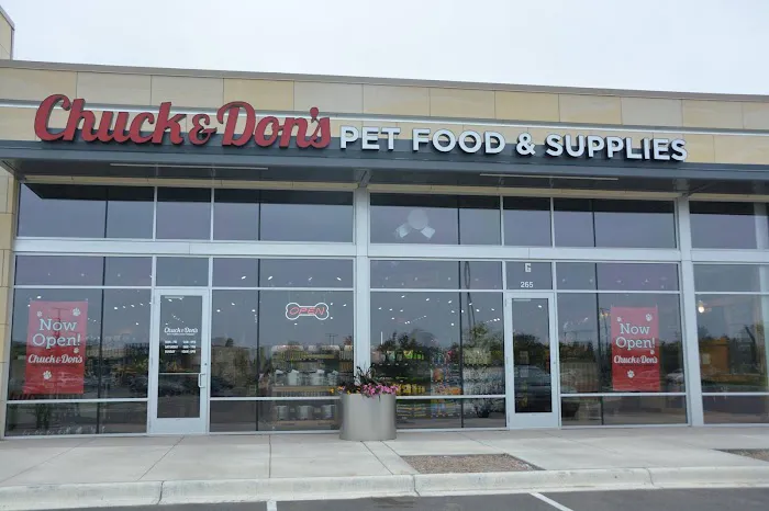 Chuck & Don's Pet Food & Supplies Picture 2