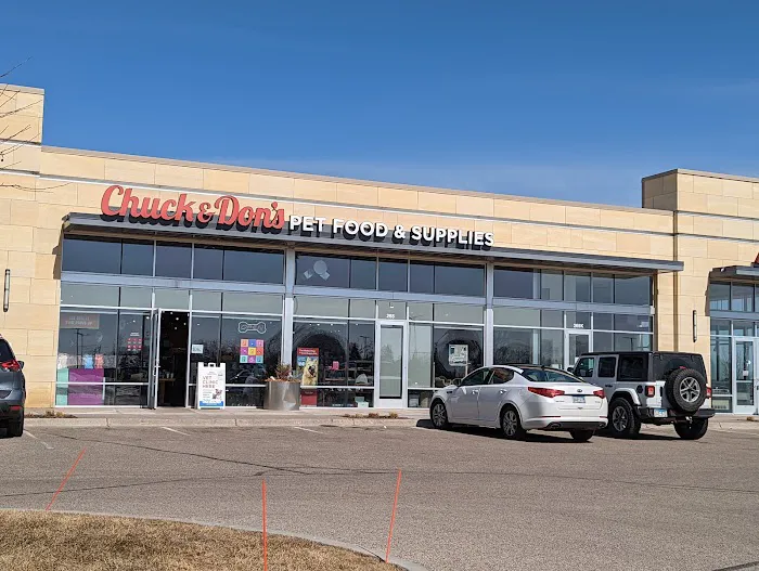 Chuck & Don's Pet Food & Supplies Picture 5