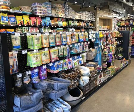 Chuck & Don's Pet Food & Supplies