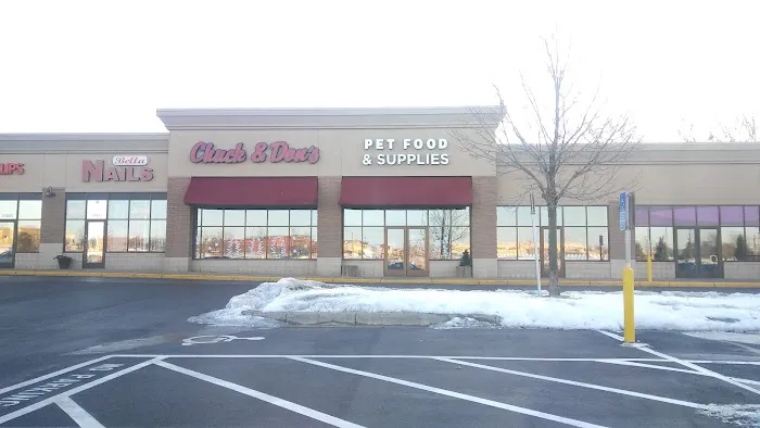 Chuck & Don's Pet Food & Supplies Picture 5
