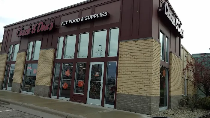 Chuck & Don's Pet Food & Supplies Picture 1