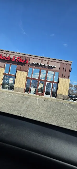 Chuck & Don's Pet Food & Supplies Picture 8