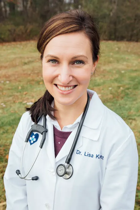 Lisa Knott DVM Picture 9
