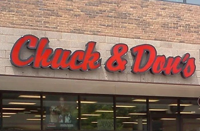 Chuck & Don's Pet Food & Supplies Picture 2