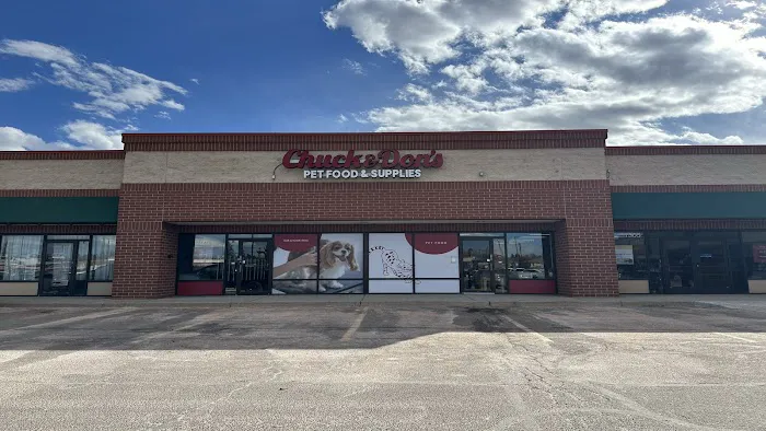 Chuck & Don's Pet Food & Supplies Picture 6