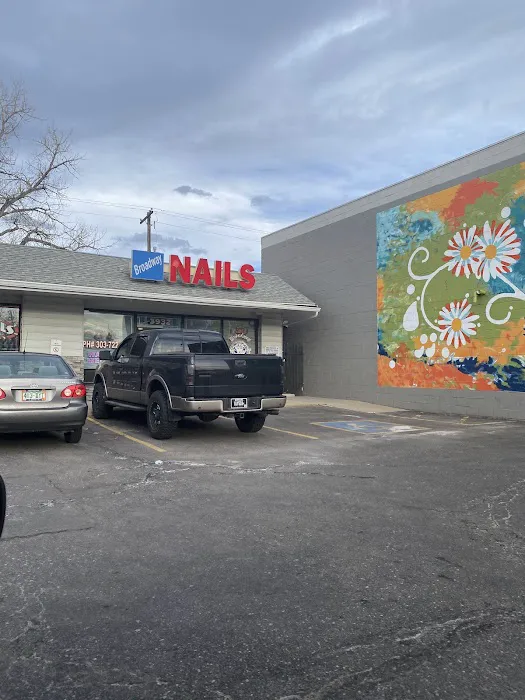 Scales 'N Tails Englewood Picture 2