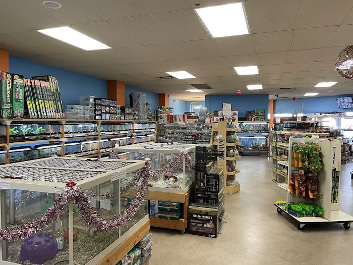 Nature Box Pet Emporium Picture 8