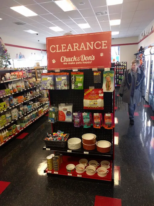 Chuck & Don's Pet Food & Supplies Picture 8